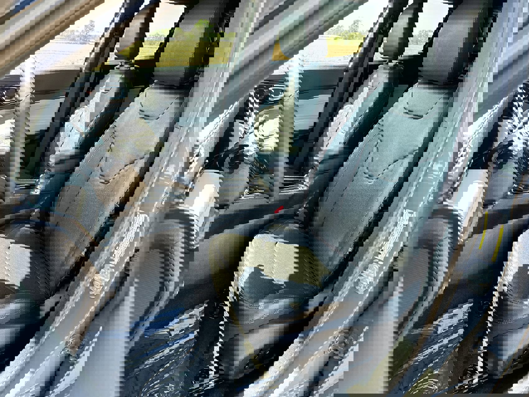 Used 2024 Jeep Compass Limited w/ Elite Group image 11