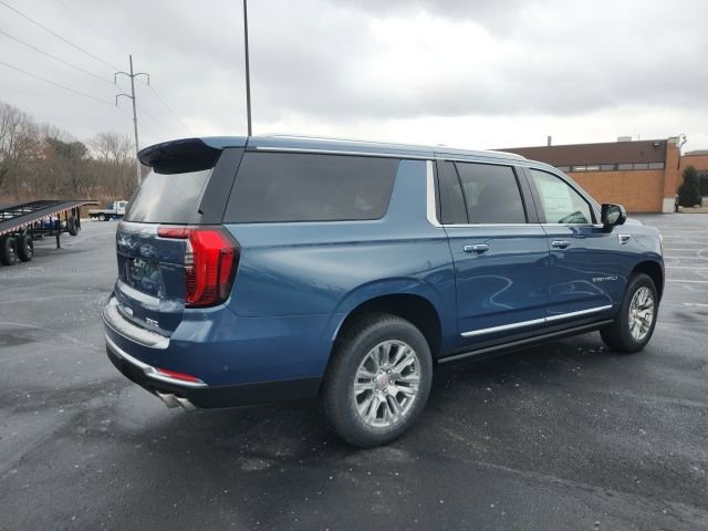 New 2026 GMC Yukon XL Denali w/ Sun & Power Step Package image 5