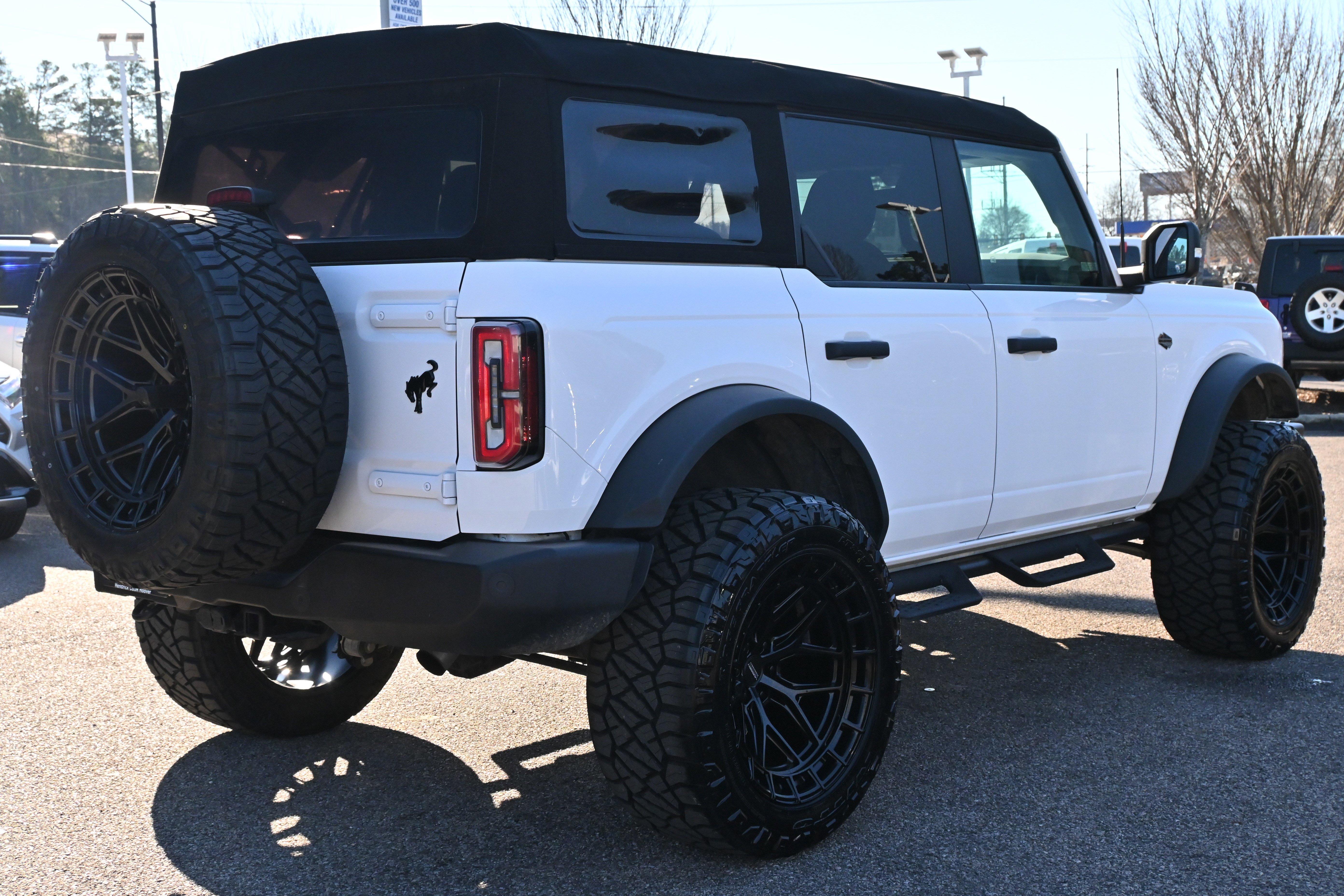 Used 2023 Ford Bronco Wildtrak image 16