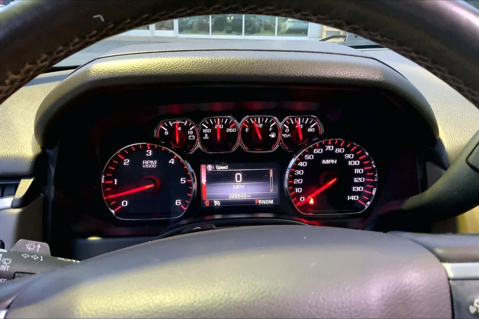 Used 2015 GMC Yukon SLT w/ Open Road Package RWD image 24