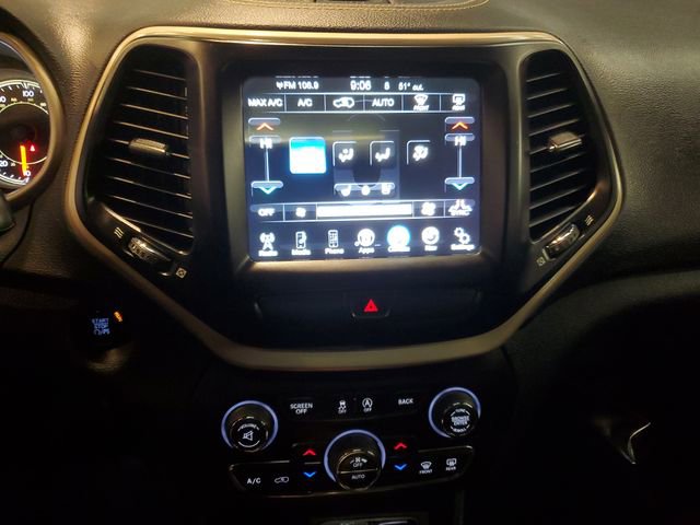 Used 2016 Jeep Cherokee Limited w/ Luxury Group image 18