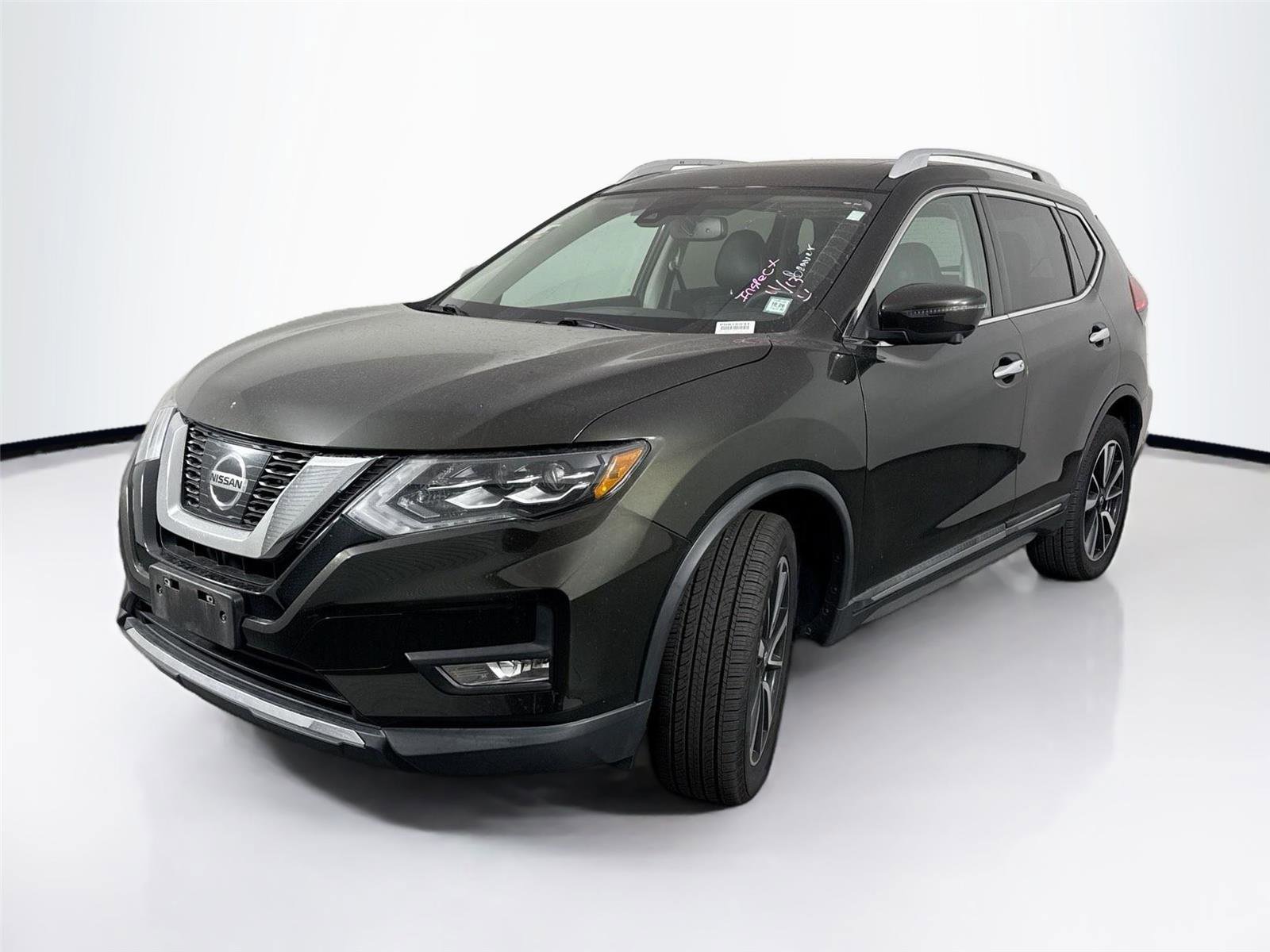 Used 2017 Nissan Rogue SL w/ SL Premium Package image 2
