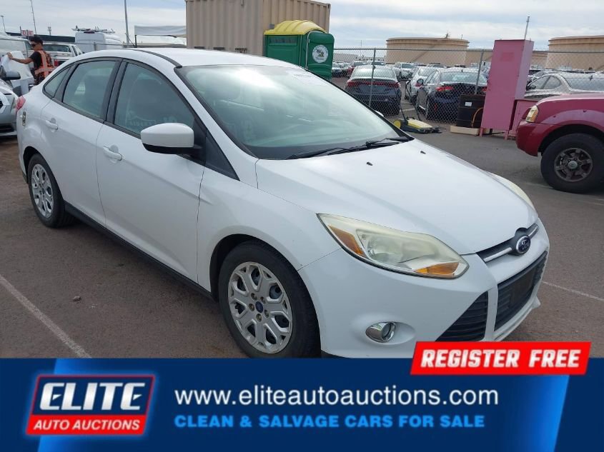 Used 2012 Ford Focus SE image 2