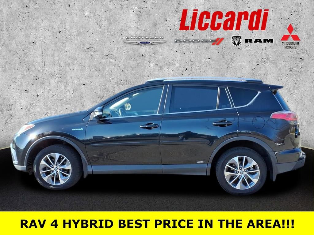 Used 2018 Toyota RAV4 XLE w/ Convenience Package image 4