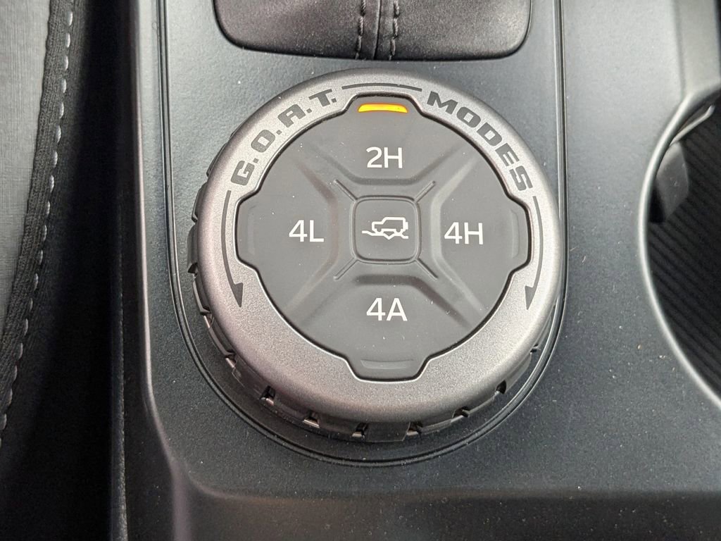 New 2025 Ford Bronco Badlands image 25