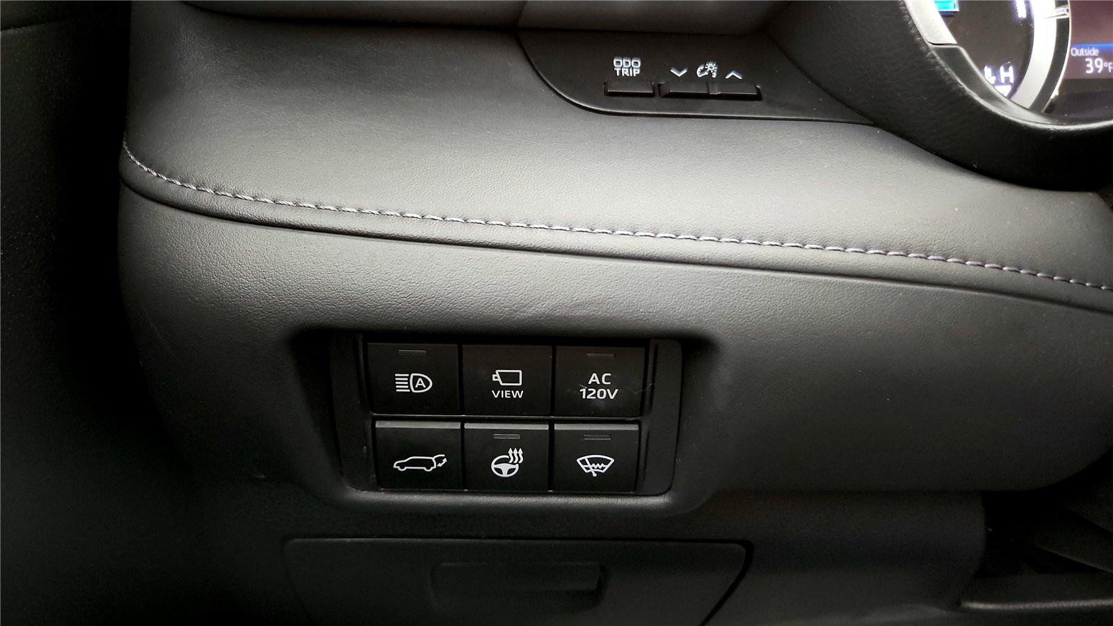 Certified 2022 Toyota Highlander Limited image 35