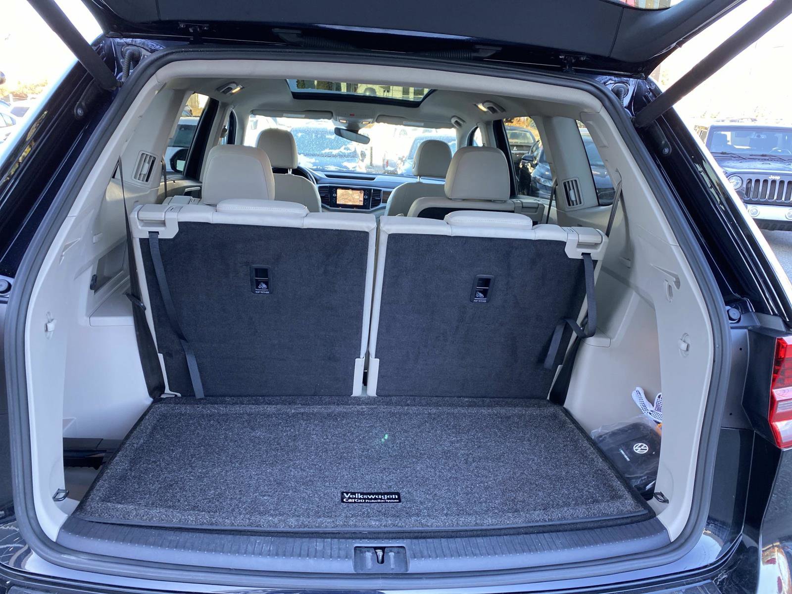 Used 2019 Volkswagen Atlas SEL Premium image 7