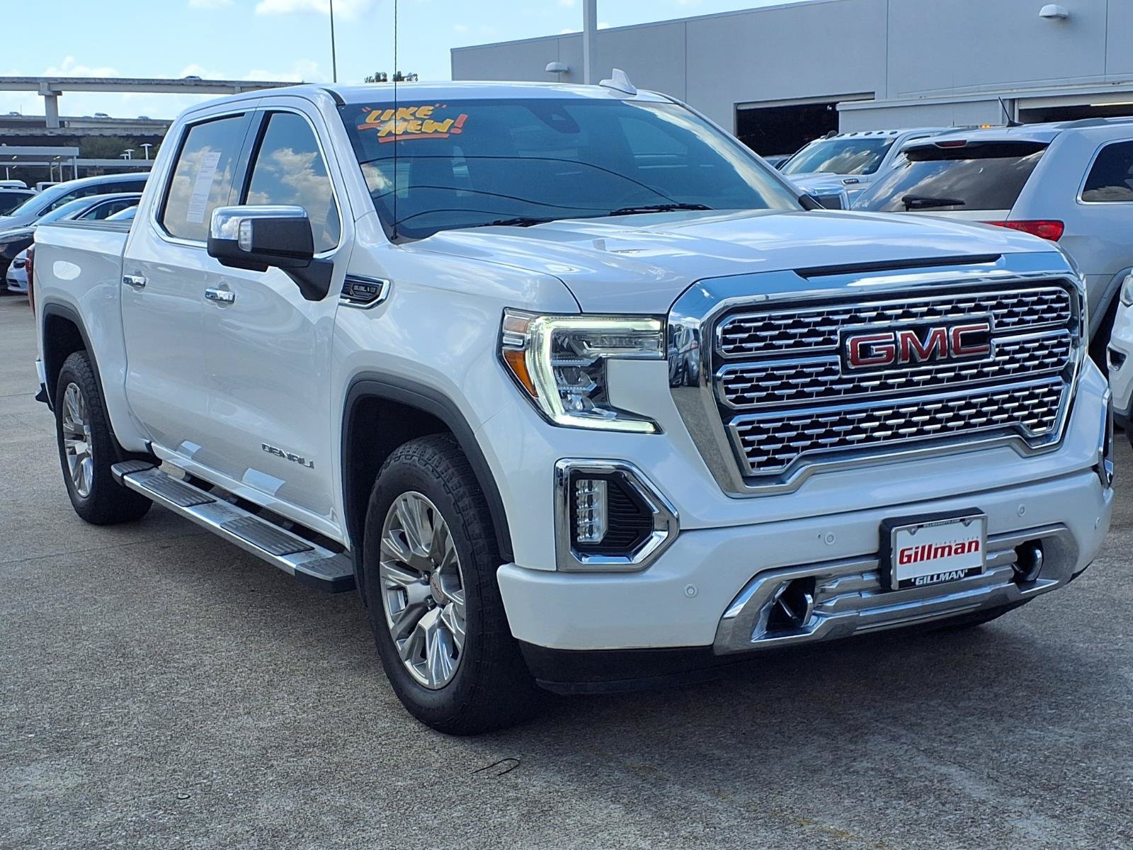 Used 2022 GMC Sierra 1500 Denali w/ Driver Alert Package II AWD/4WD image 2