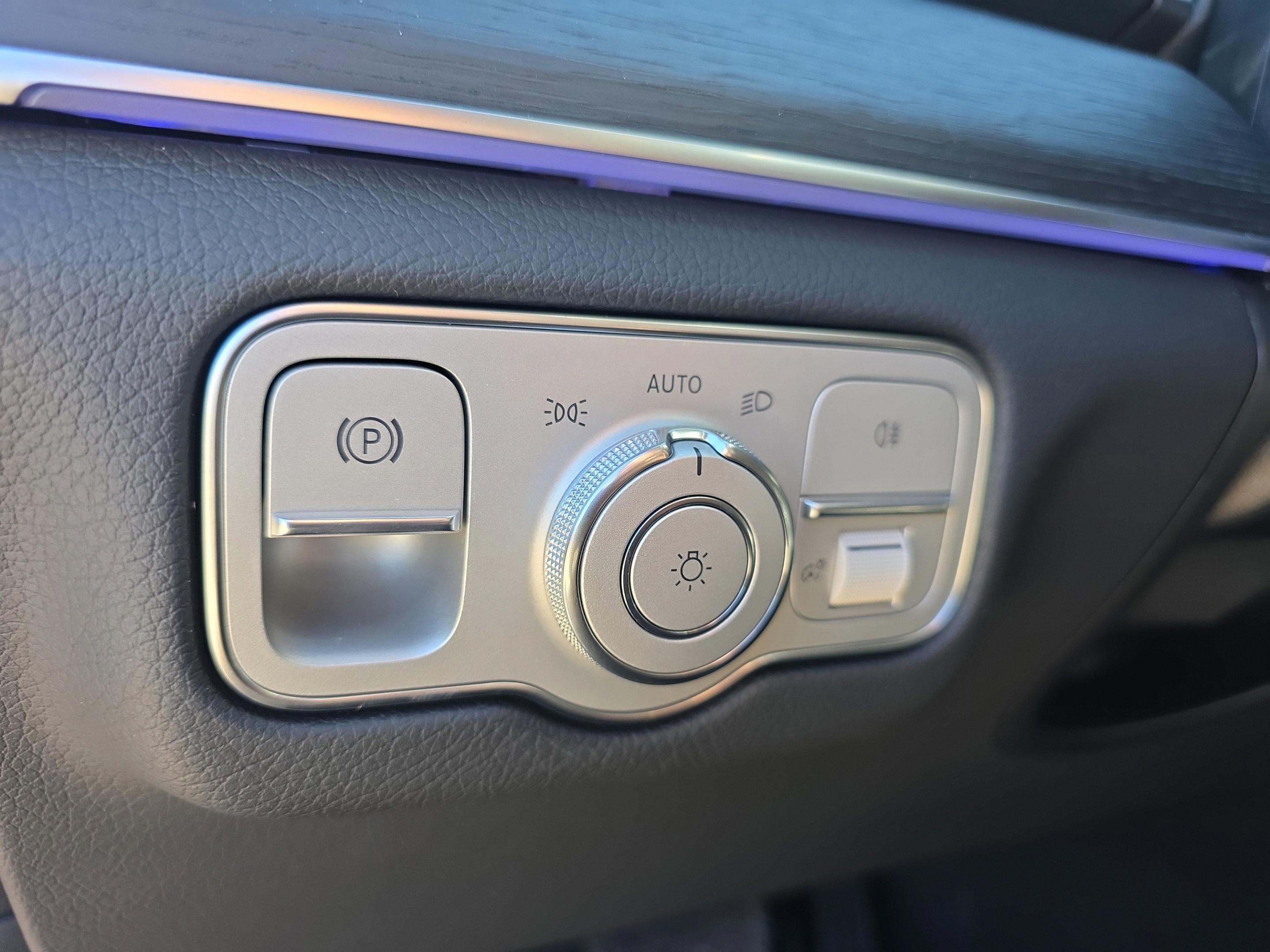 Certified 2026 Mercedes-Benz GLE 350 4MATIC image 28