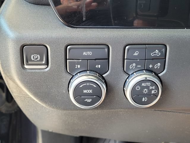Used 2022 GMC Sierra 1500 SLT w/ SLT Convenience Package AWD/4WD image 13