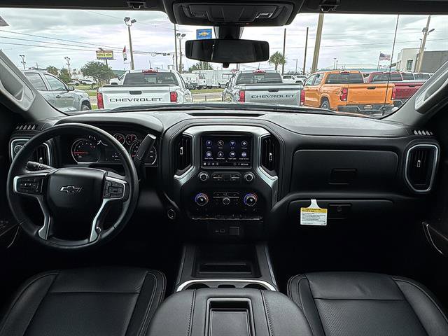 Used 2022 Chevrolet Silverado 1500 RST w/ LPO, Blackout Package AWD/4WD image 21