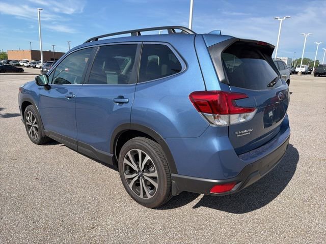 Used 2022 Subaru Forester Limited AWD/4WD image 4