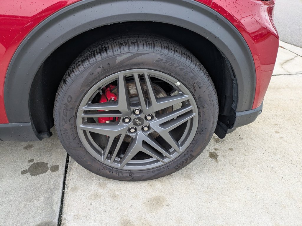 New 2026 Ford Explorer ST-Line w/ ST-Line Street Pack RWD image 10