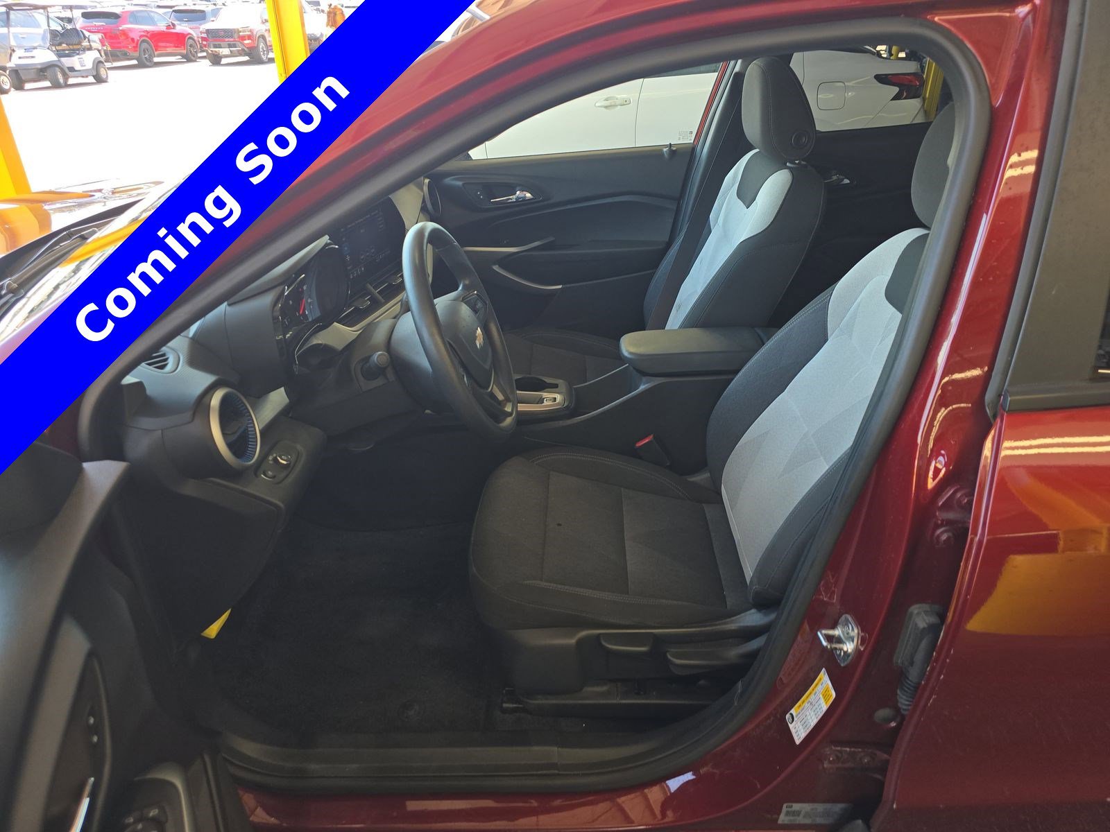 Used 2024 Chevrolet Trax LS image 7