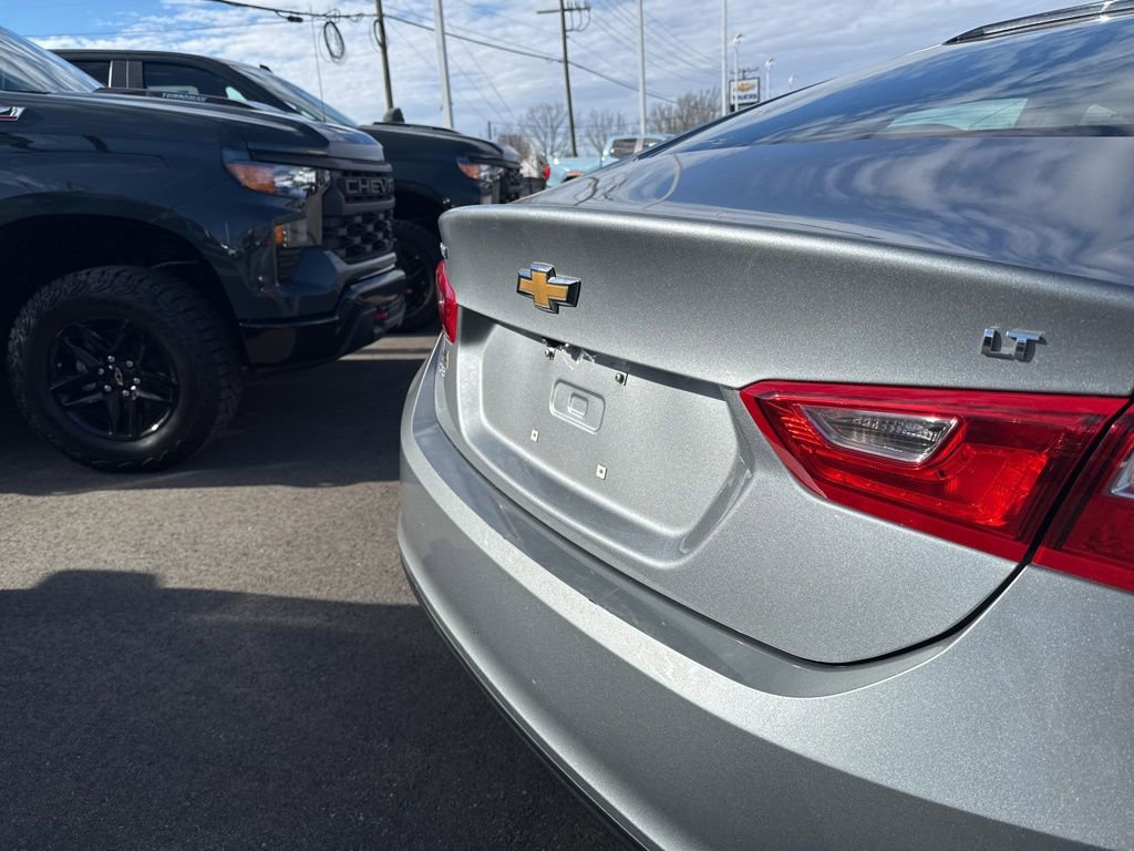 Used 2023 Chevrolet Malibu LT image 31