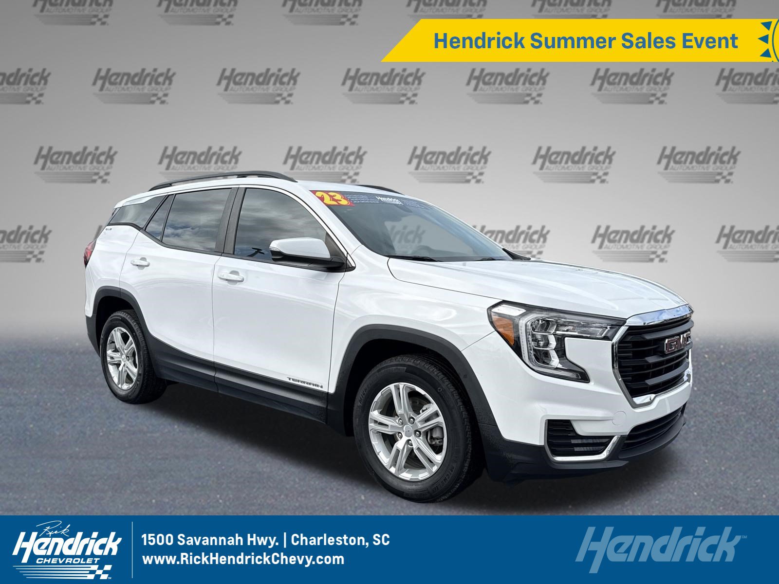 Used 2023 GMC Terrain SLE w/ Driver Convenience Package