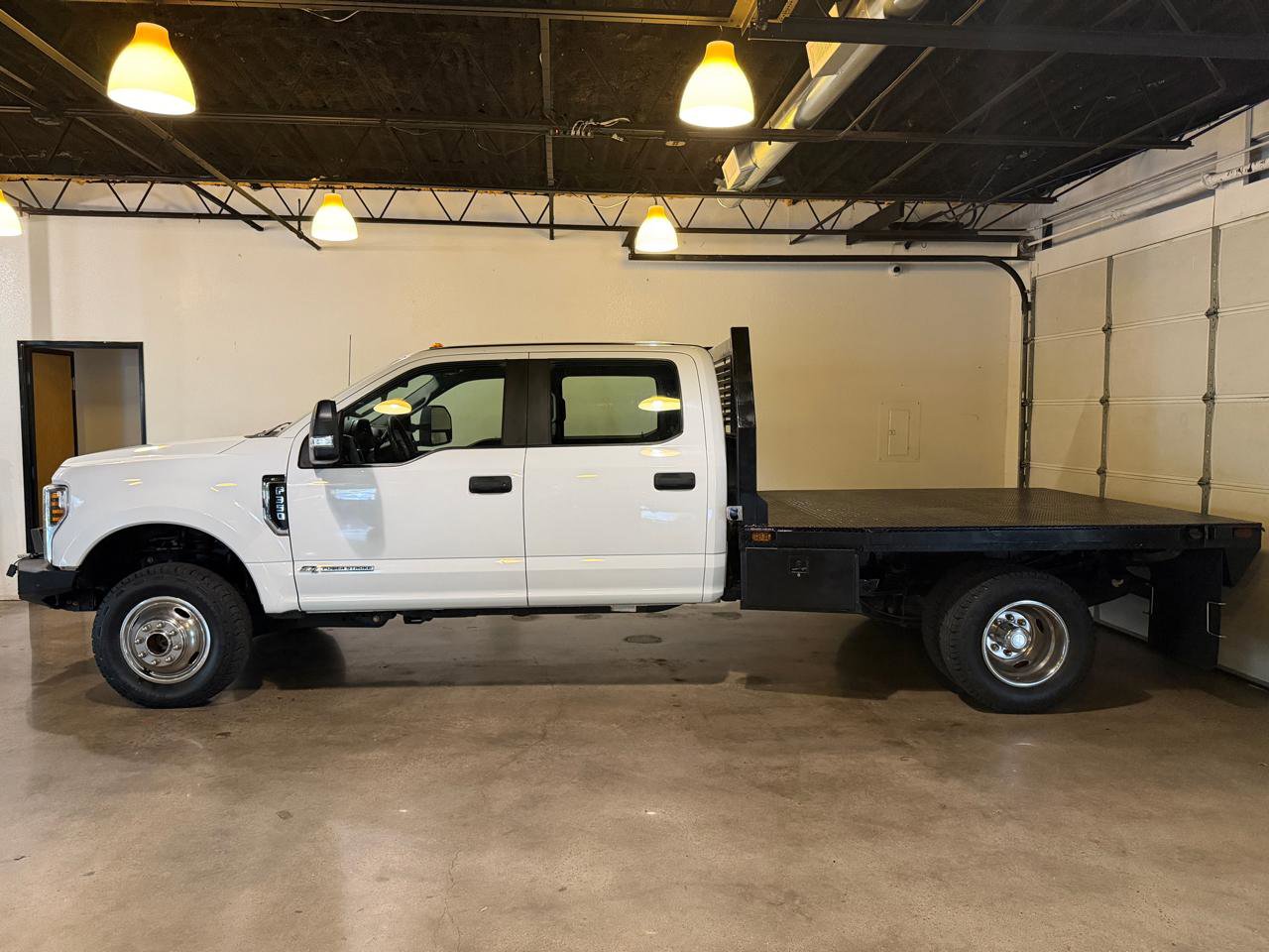 Used 2018 Ford F350 XL w/ Power Equipment Group AWD/4WD image 2