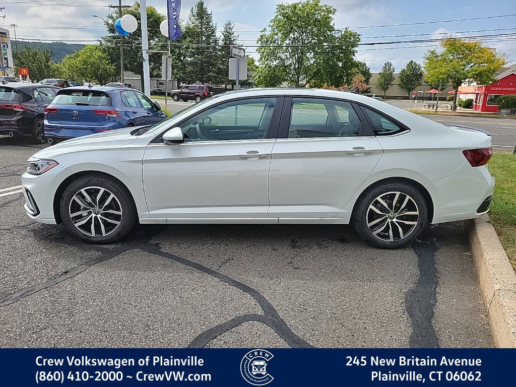 New 2026 Volkswagen Jetta SE FWD image 25