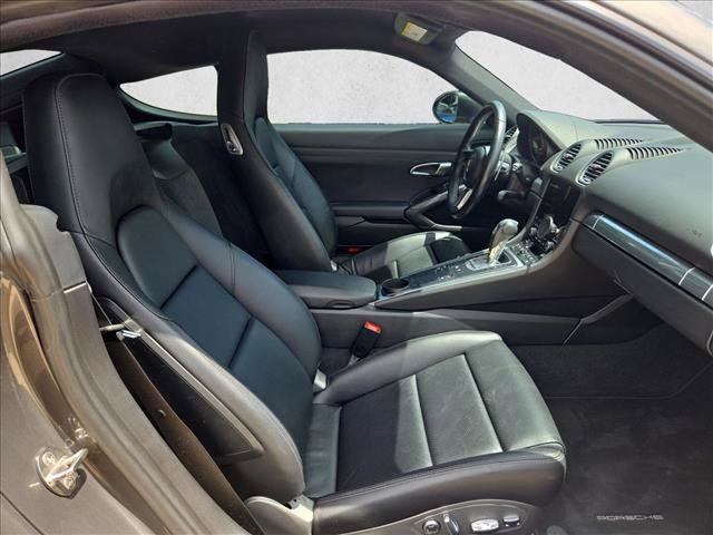 Used 2017 Porsche 718 Cayman RWD image 18