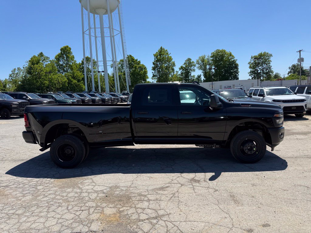 New 2026 RAM 3500 Tradesman AWD/4WD image 5