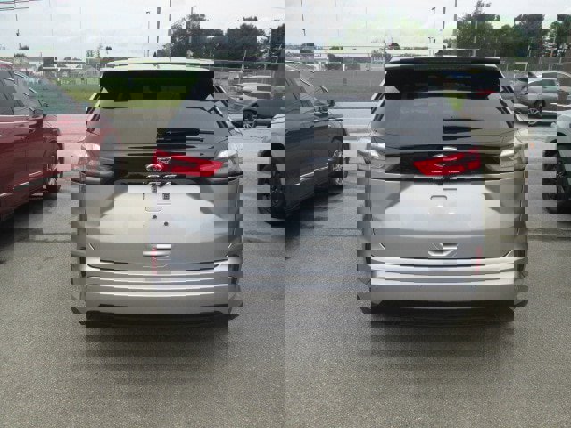 Used 2024 Ford Edge ST-Line image 4