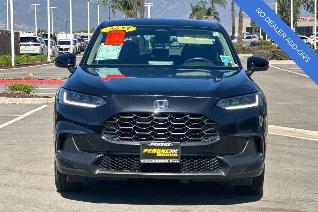 Used 2023 Honda HR-V LX image 9