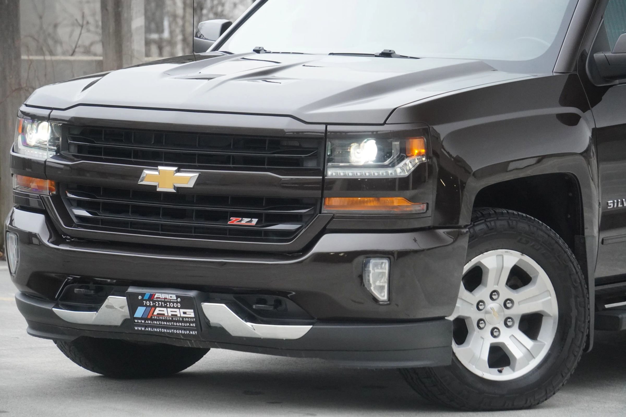 Used 2018 Chevrolet Silverado 1500 LT w/ All Star Edition AWD/4WD image 5