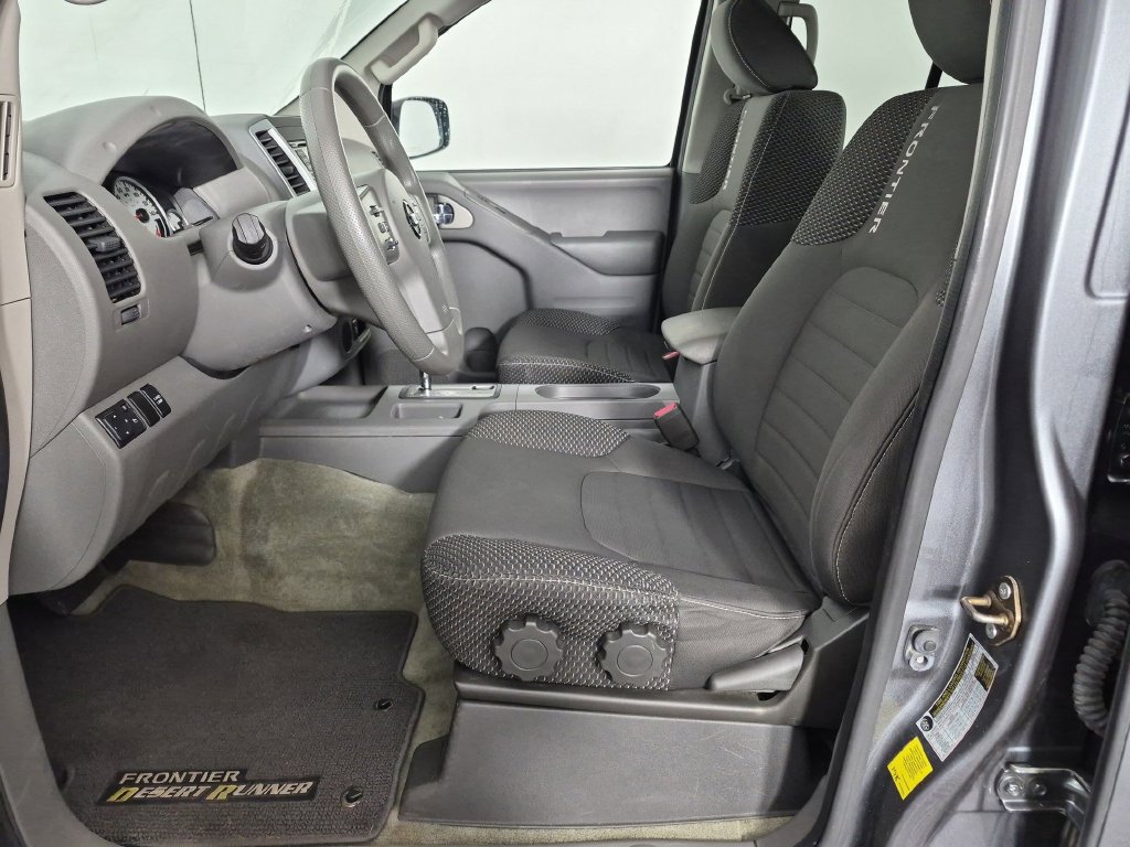 Used 2016 Nissan Frontier Desert Runner RWD image 16
