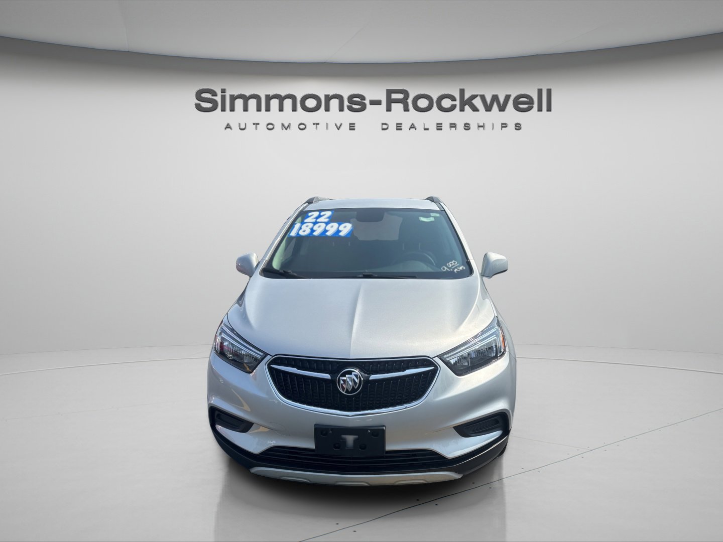 Used 2022 Buick Encore Preferred w/ Safety Package image 2