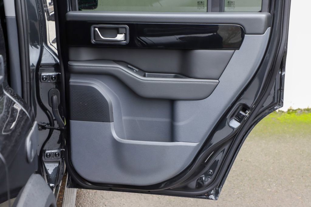 Used 2024 INEOS Grenadier Fieldmaster Edition image 54