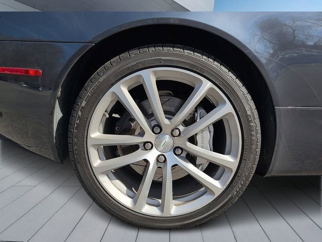 Used 2011 Aston Martin DB9 Volante image 8