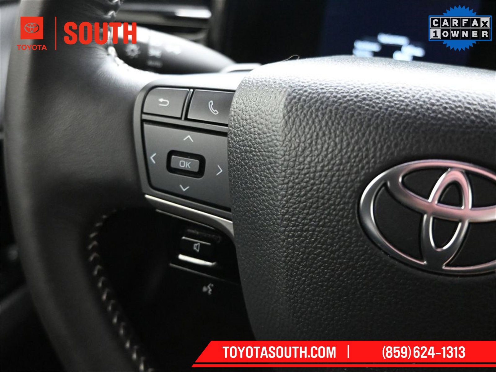 Used 2025 Toyota Camry SE w/ Convenience Package image 19