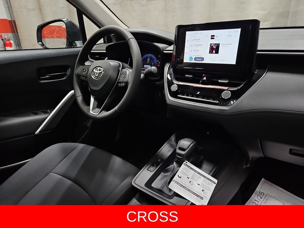 New 2026 Toyota Corolla Cross LE w/ Moonroof Package FWD image 24