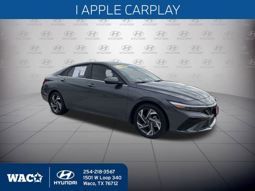Used 2025 Hyundai Elantra SEL image 5