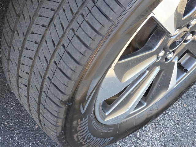 Used 2024 Ford Escape Platinum image 23