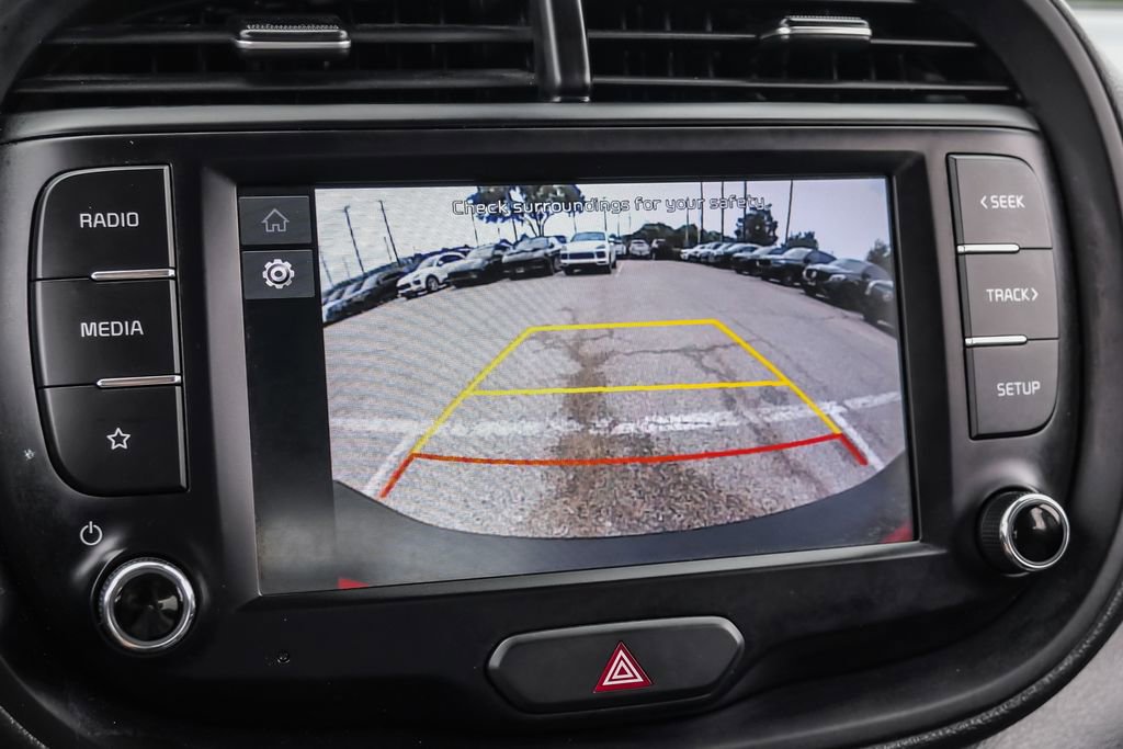 Used 2022 Kia Soul LX w/ Technology Package FWD image 22