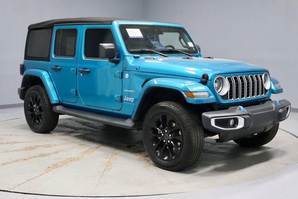 Used 2024 Jeep Wrangler Unlimited Sahara w/ Technology Group