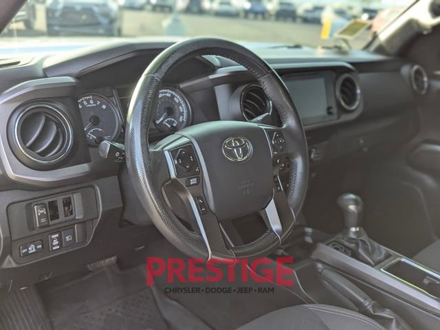 Used 2019 Toyota Tacoma TRD Off-Road image 12