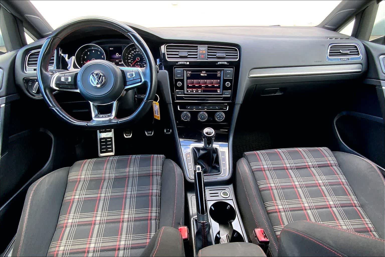 Used 2019 Volkswagen GTI S FWD image 10