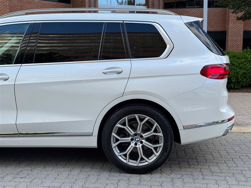 Used 2020 BMW X7 xDrive40i AWD/4WD image 11