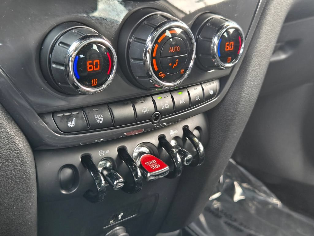 Used 2021 MINI Cooper Countryman FWD image 23