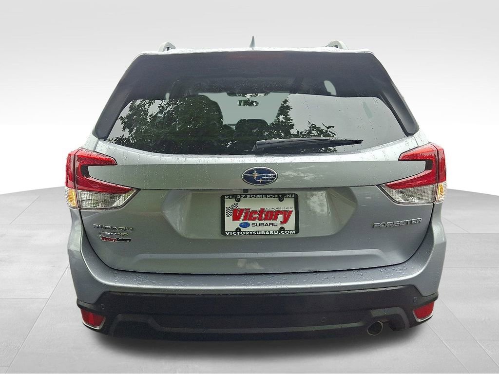 Used 2023 Subaru Forester Limited image 5