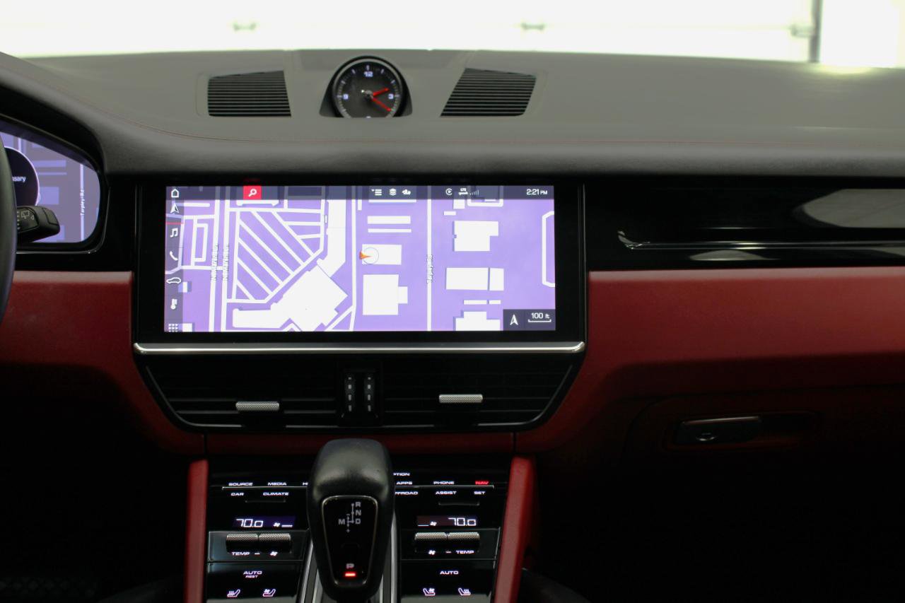 Used 2021 Porsche Cayenne image 52