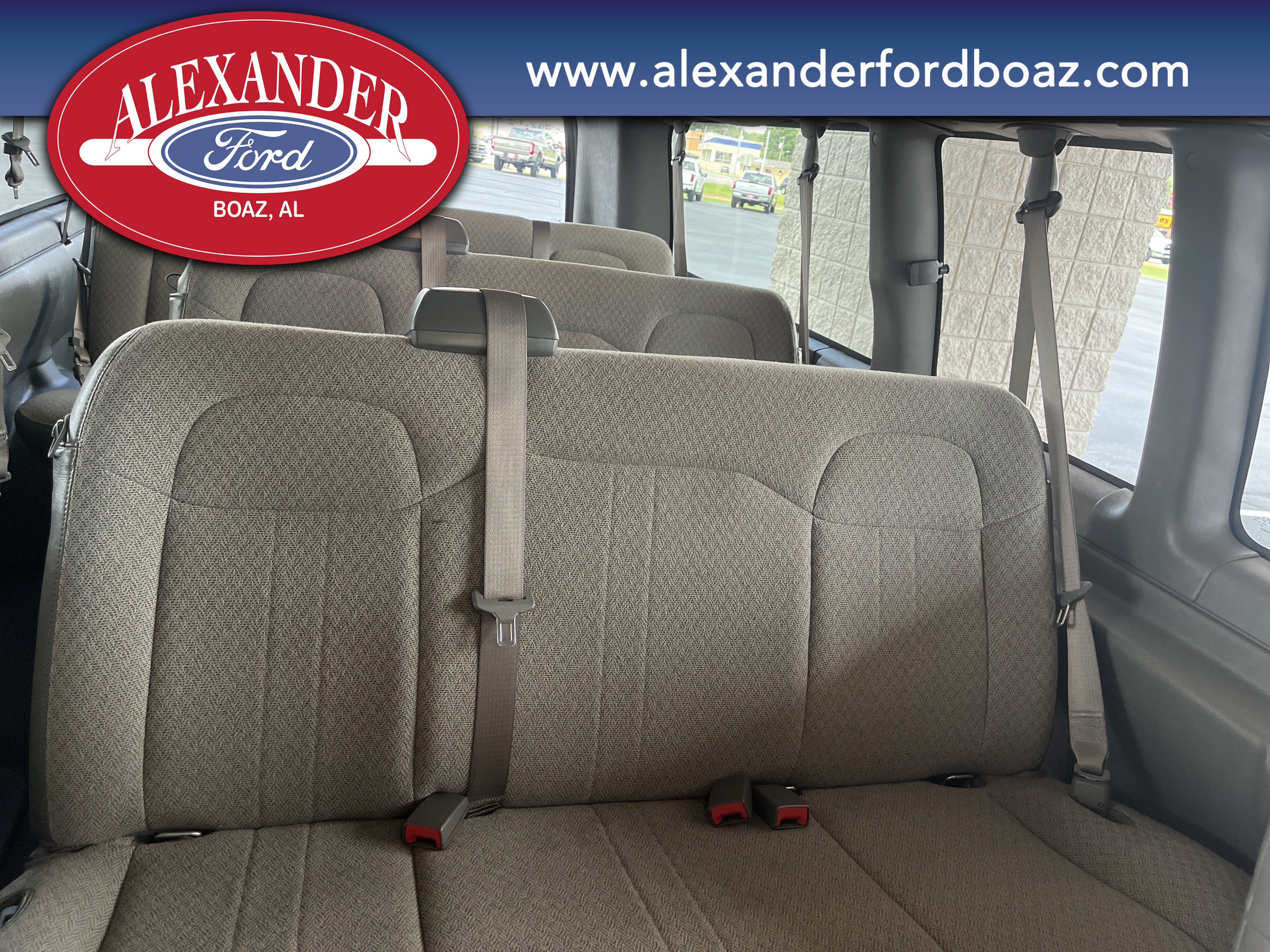 Used 2023 Chevrolet Express 3500 LS RWD image 17