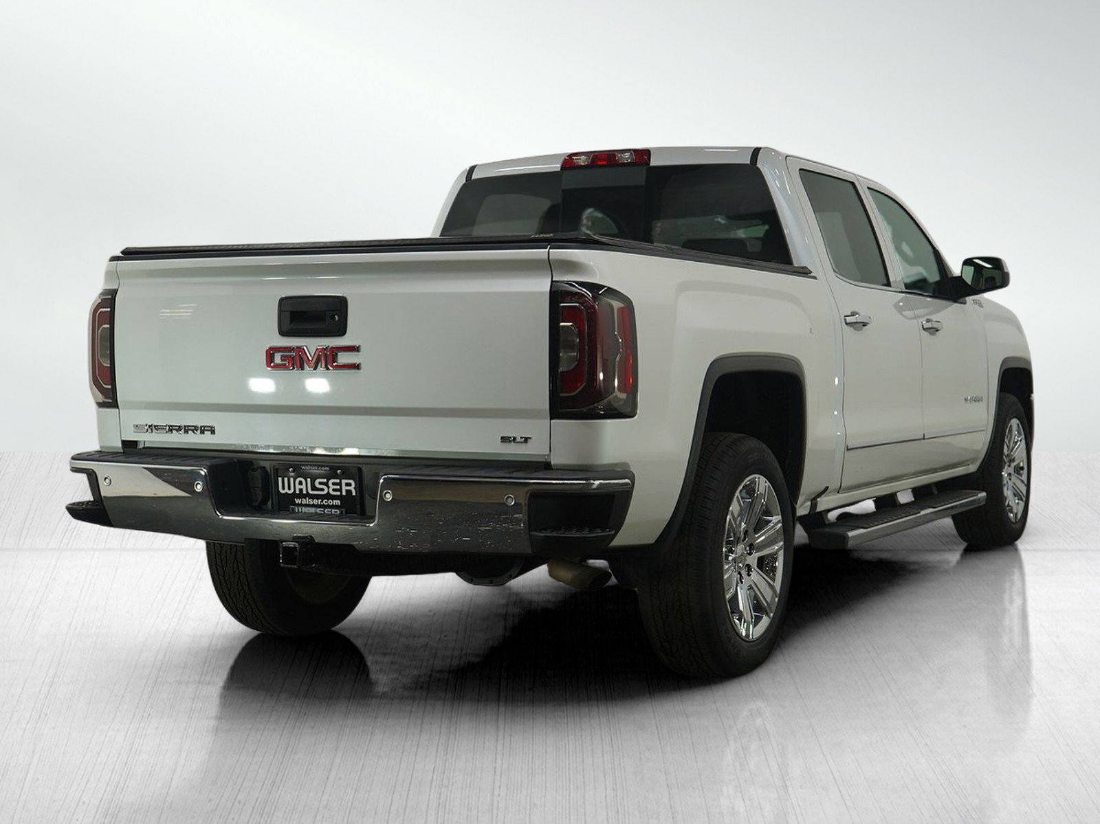 Used 2016 GMC Sierra 1500 SLT w/ Enhanced Driver Alert Package image 5