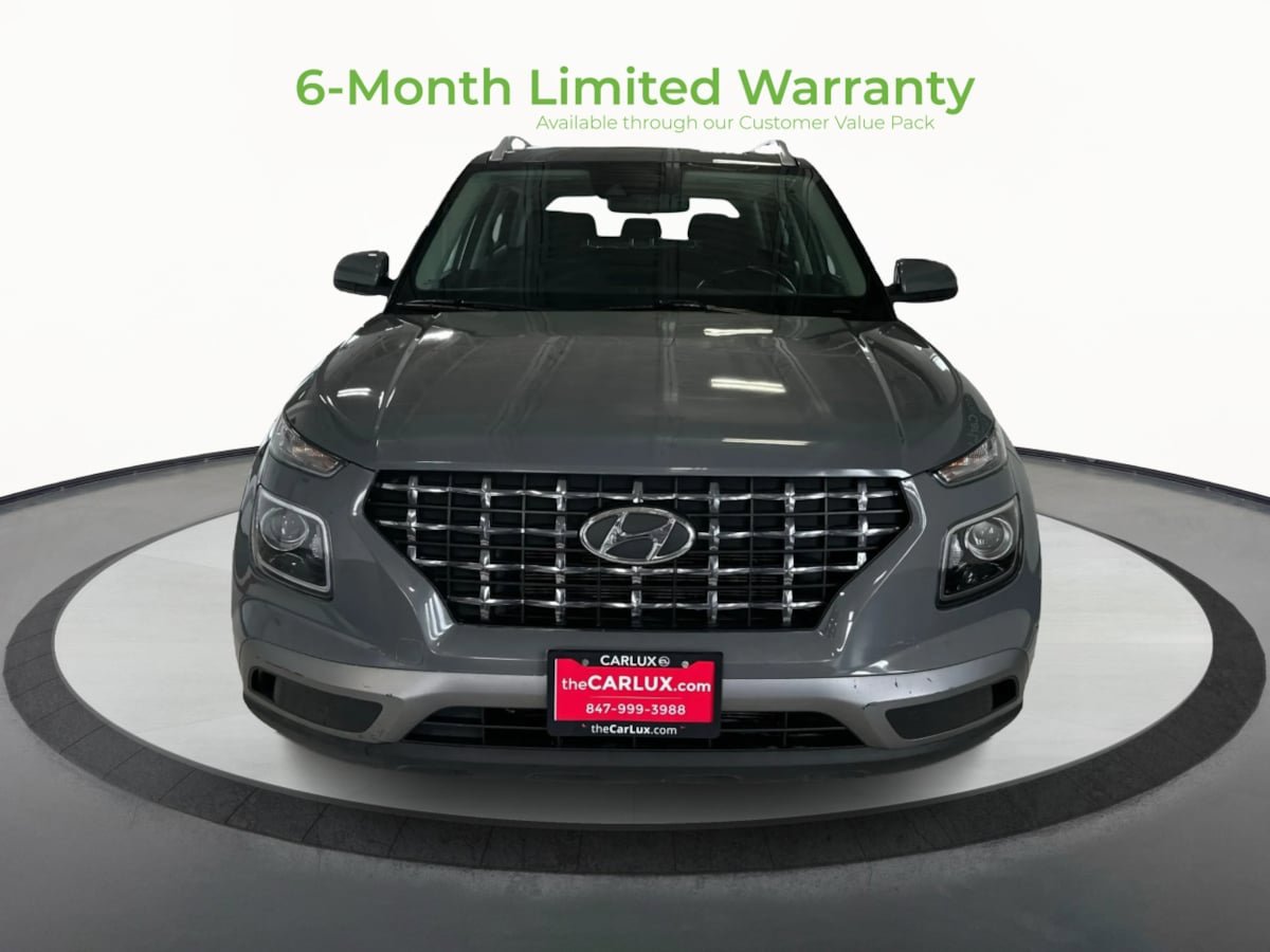 Used 2021 Hyundai Venue SEL FWD image 2