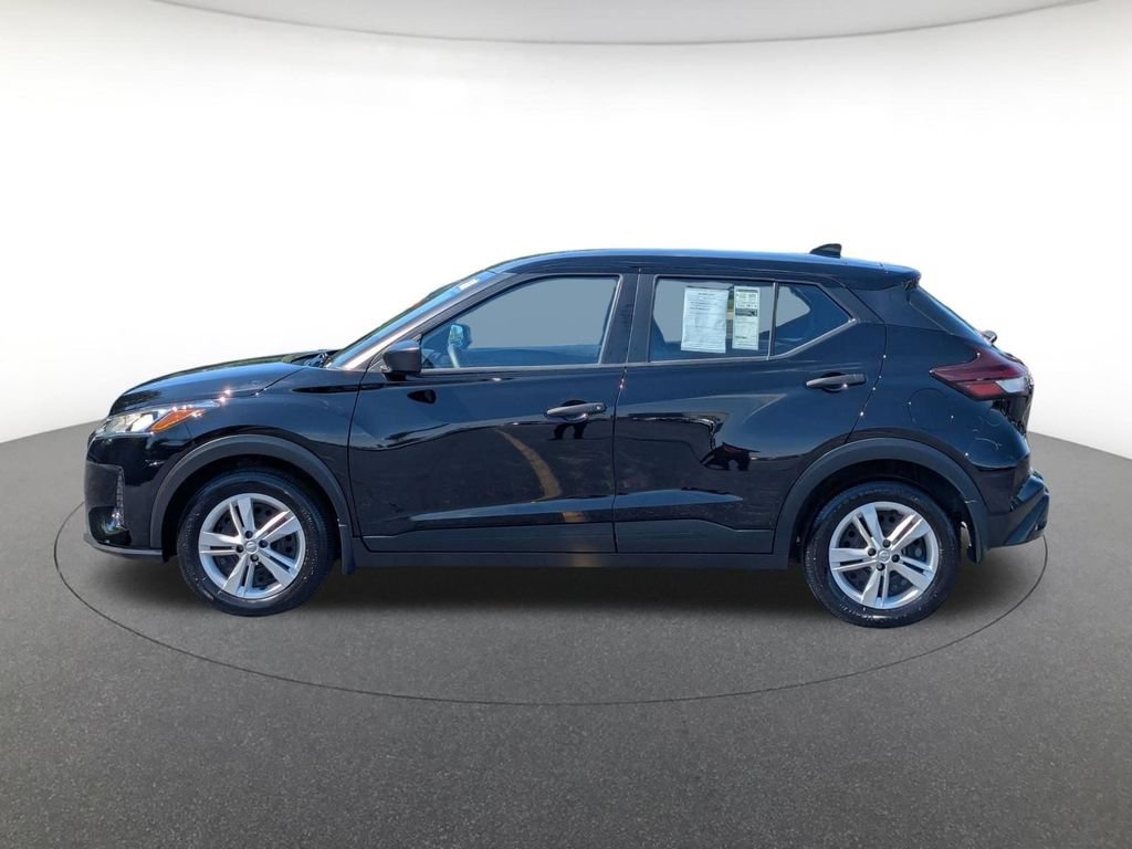 Used 2025 Nissan Kicks Play S FWD image 8