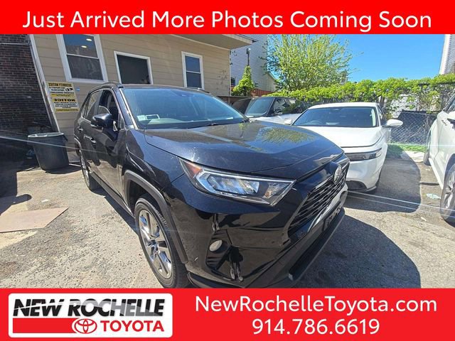 Used 2019 Toyota RAV4 XLE Premium w/ Cold Weather Package AWD/4WD image 1