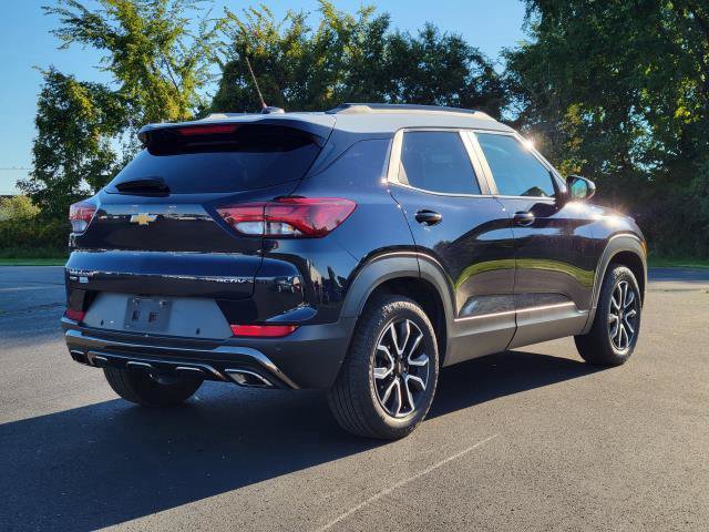 Used 2021 Chevrolet TrailBlazer ACTIV w/ Sun and Liftgate Package AWD/4WD image 3