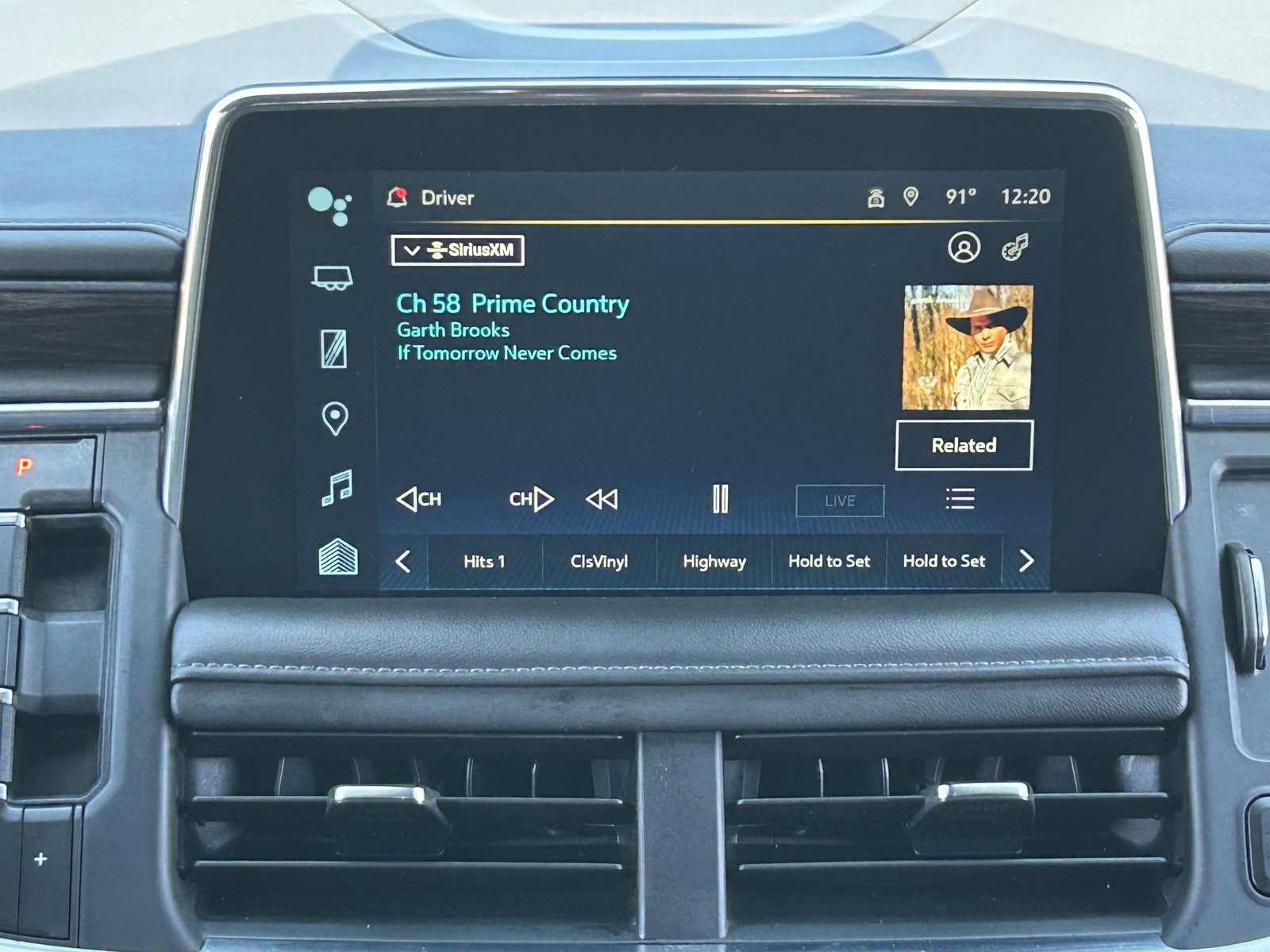 Certified 2024 Chevrolet Suburban LT image 20